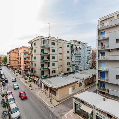 Astare Short Lets Carrassi Барі