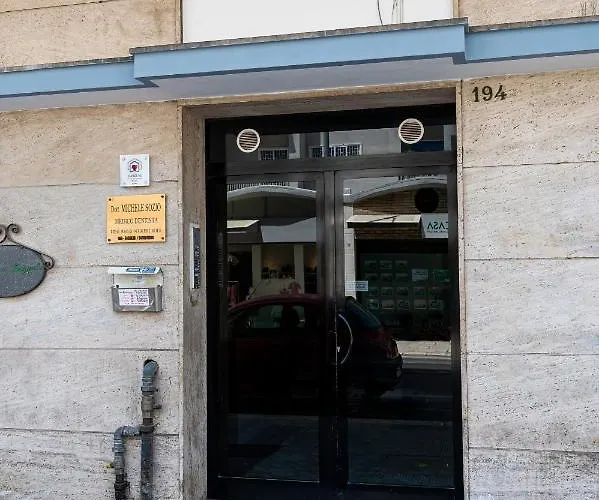 Astare Short Lets Carrassi